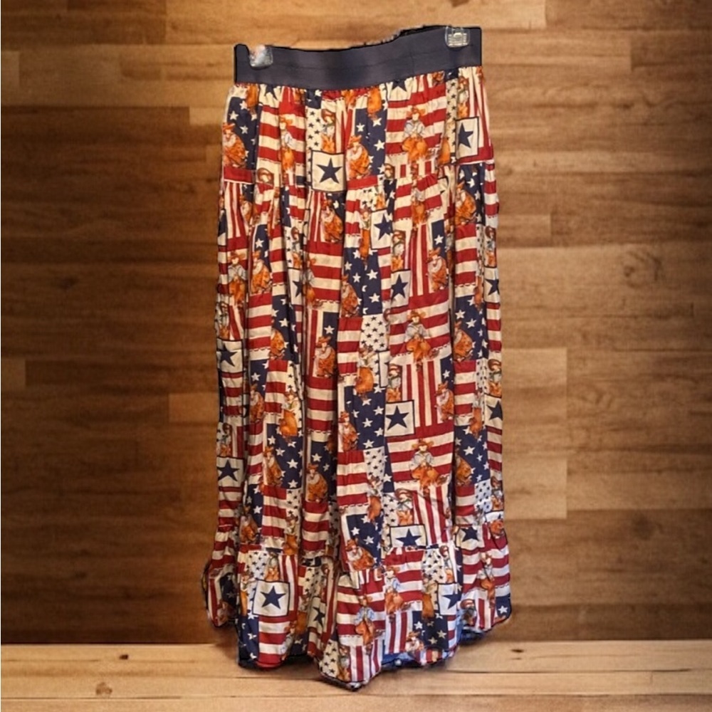 RARE Vintage Patriotic Cowboy Maxi Skirt M Elastic Waist Western Rodeo Round Top
